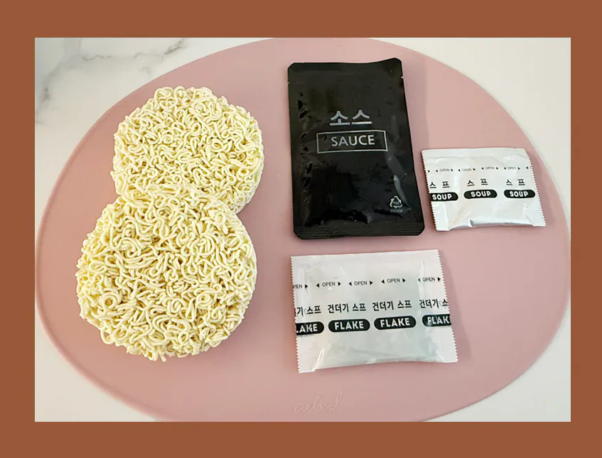 이마트24 따블라면 짜장맛 3컵 + 얼큰소고기맛 3컵 (총 6컵)