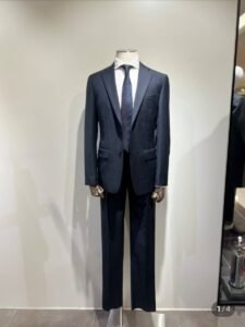 지이크 그레이 정장 세트