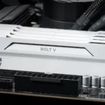 한정수량_클레브 6400 CL32 BOLT V 화이트 AMD 패키지 32GB(16Gx2)